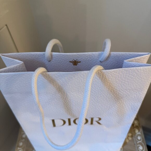Authentic Dior White Shopping Bag Gift Tote 10 in x 8 in - Picture 6 of 6
